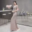 Haut de Gamme Champagne Transparentes Robe De Soirée 2020 Trompette / Sirène Encolure Carrée Sans Manches Fait main Perlage Train De Balayage Robe De Ceremonie