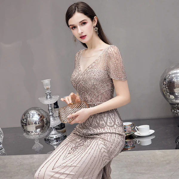 Haut de Gamme Champagne Transparentes Robe De Soirée 2020 Trompette / Sirène Encolure Carrée Sans Manches Fait main Perlage Train De Balayage Robe De Ceremonie