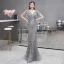Luxe Gris Robe De Soirée 2020 Trompette / Sirène V-Cou Manches Courtes Paillettes Perlage Train De Balayage Dos Nu Robe De Ceremonie