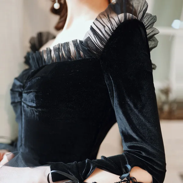 Vintage Svarta Velour Vinter Festklänningar 2020 Trumpet / Sjöjungfru Fyrkantig Ringning Långärmad Te-längd Ruffle Halterneck Formella Klänningar