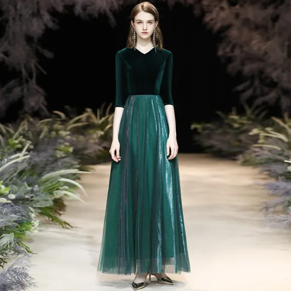 Affordable Dark Green Suede Winter Evening Dresses  2020 A-Line / Princess V-Neck 1/2 Sleeves Floor-Length / Long Ruffle Formal Dresses