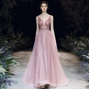 Haut De Gamme Rougissant Rose Robe De Soirée 2020 Princesse Transparentes Col V Profond Sans Manches Perlage Perle Faux Diamant Ceinture Longue Volants Dos Nu Robe De Ceremonie