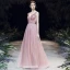 High End Rosa Abendkleider 2020 A Linie Durchsichtige Tiefer V-Ausschnitt Ärmellos Perlenstickerei Perle Strass Stoffgürtel Lange Rüschen Rückenfreies Festliche Kleider