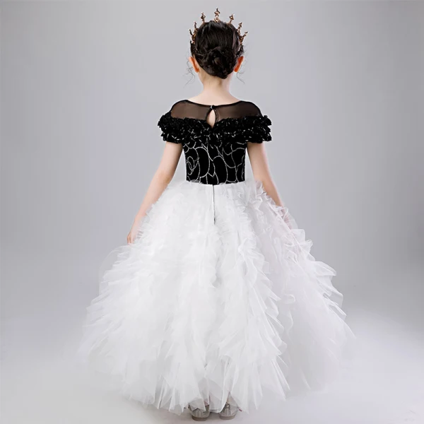 Chic / Beautiful Black White See-through Birthday Flower Girl Dresses 2020 Ball Gown Scoop Neck Puffy Short Sleeve Sequins Floor-Length / Long Ruffle