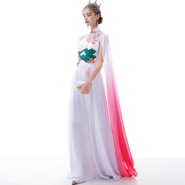 Chinese style Affordable White Chiffon Evening Dresses  2020 A-Line / Princess See-through High Neck Short Sleeve Appliques Embroidered Flower Watteau Train Formal Dresses