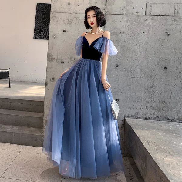 Chic / Beautiful Royal Blue Suede Evening Dresses  2020 A-Line / Princess Spaghetti Straps Short Sleeve Floor-Length / Long Ruffle Backless Formal Dresses