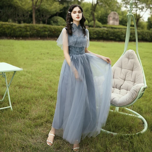 Abordable Bleu Ciel Robe Demoiselle D'honneur 2020 Princesse Dos Nu Feuille Appliques En Dentelle Longue Volants