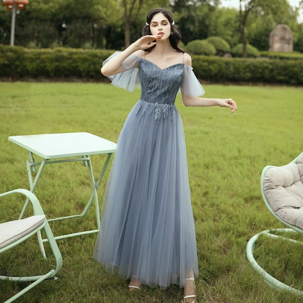 Abordable Bleu Ciel Robe Demoiselle D'honneur 2020 Princesse Dos Nu Feuille Appliques En Dentelle Longue Volants