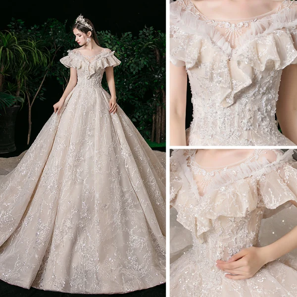 Élégant Champagne Transparentes La Mariée Robe De Mariée 2020 Robe Boule Encolure Carrée Manches Courtes Dos Nu Appliques En Dentelle Glitter Tulle Perlage Cathedral Train Volants