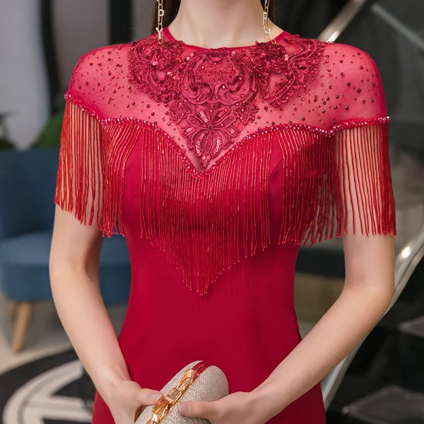 Élégant Bordeaux Transparentes Robe De Soirée 2020 Trompette / Sirène Encolure Dégagée Manches Courtes Appliques En Dentelle Paillettes Perlage Gland Faux Diamant Train De Balayage