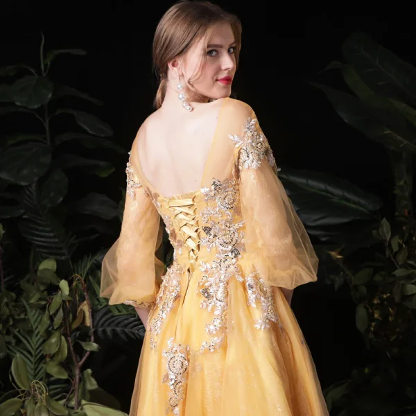 Style Victorien Doré Robe De Soirée 2020 Princesse Transparentes Encolure Carrée Gonflée 3/4 Manches Appliques En Dentelle Paillettes Longue Volants Dos Nu Robe De Ceremonie