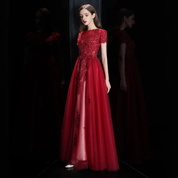 Élégant Bordeaux Transparentes Robe De Soirée 2020 Princesse Encolure Carrée Manches Courtes Appliques En Dentelle Perlage Longue Volants Robe De Ceremonie