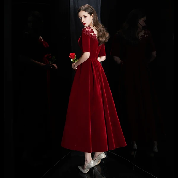 Modest / Simple Burgundy Velour Winter Homecoming Graduation Dresses 2020 A-Line / Princess See-through Scoop Neck 1/2 Sleeves Appliques Lace Beading Modest / Simple Burgundy Velour Winter Homecoming Graduation Dresses 2020 A-Line / Princess See-through Scoop Neck 1/2 Sleeves Appliques Lace Beading