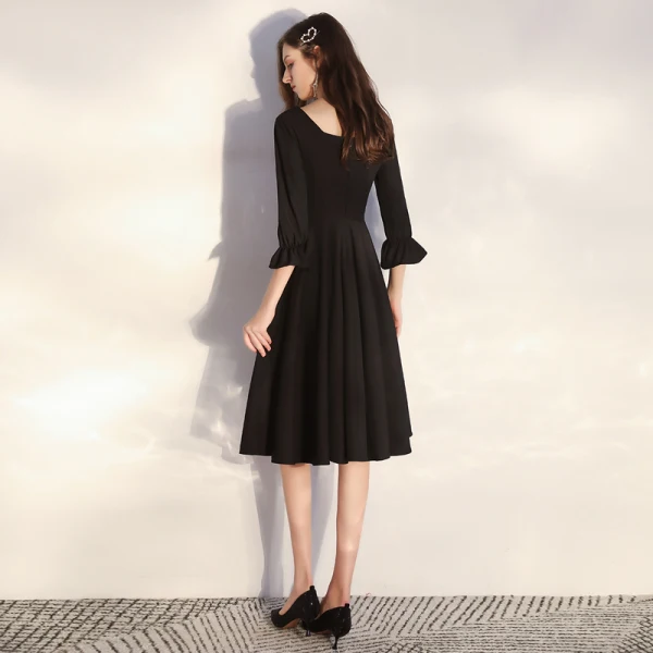 3/4 sleeve black dress knee length Karen Kane Three Quarter Sleeve A Line Dress, XL, Black main image 1