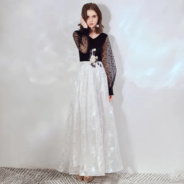 Affordable Black White Evening Dresses  2020 A-Line / Princess V-Neck Puffy Long Sleeve Spotted Tulle Star Appliques Lace Floor-Length / Long Ruffle Formal Dresses
