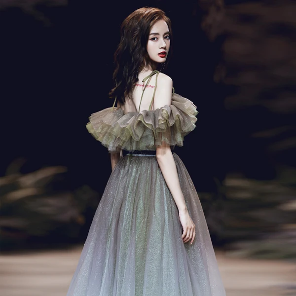 Élégant Vert Cendré Dégradé De Couleur Champagne Dansant Robe De Bal 2020 Princesse Transparentes Col v profond Bretelles Spaghetti Manches Courtes Ceinture Glitter Tulle Longue Volants Dos Nu Robe De Ceremonie