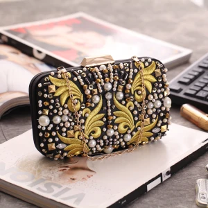 Chic Belle Noire Carrés Pochette 2020 Métal Doré Brodé Perlage Perle