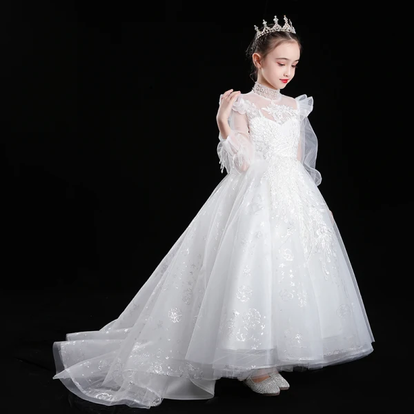 Style Victorien Blanche Transparentes Robe Ceremonie Fille 2020 Robe Boule Col Haut Gonflée Manches Longues Appliques En Dentelle Paillettes Perlage Train De Balayage Volants