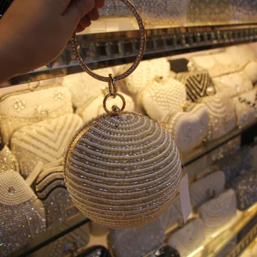 Snygga Fina Guld Rhinestone Pärla Runda Kuvertväska 2020