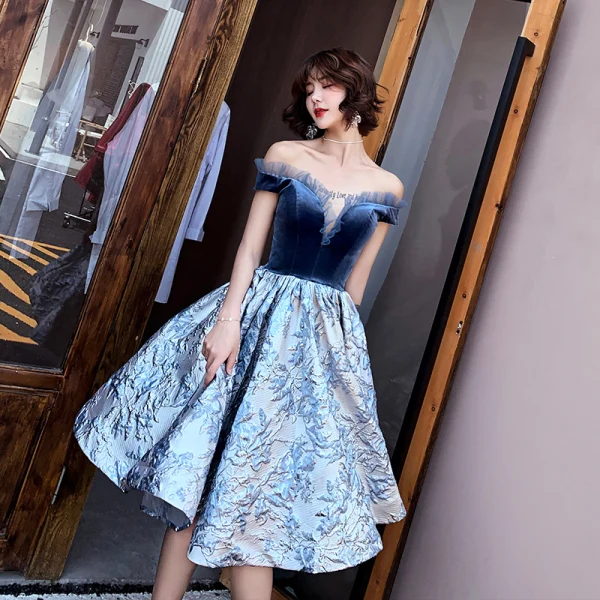 Fashion Navy Blue Homecoming Graduation Dresses 2020 Ball Gown Off-The-Shoulder Short Sleeve Flower Ruffle Knee-Length Backless Formal Dresses