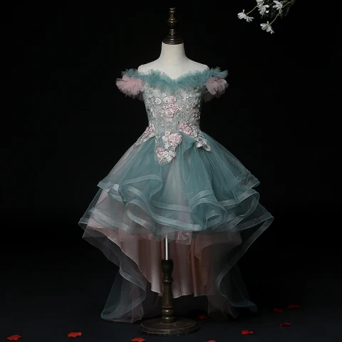 Vestido Alto Azul Tinta Cumpleaños Vestidos para niñas 2020 Ball Gown Fuera Del Hombro Manga Corta Sin Espalda Apliques Con Encaje Rebordear Perla Asimétrico Ruffle
