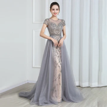 Haut De Gamme Champagne Gris Transparentes Robe De Soirée 2020 Princesse Encolure Dégagée Manches Courtes Perlage Train De Balayage Volants Robe De Ceremonie