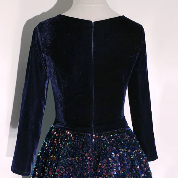 Scintillantes Bleu Marine Paillettes Hiver Robe De Soirée 2020 Princesse V-Cou Manches Longues Noeud Ceinture Longue Volants Robe De Ceremonie