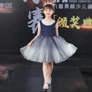 Starry Sky Navy Blue Birthday Flower Girl Dresses 2023 Ball Gown Scoop Neck Sleeveless Star Sequins Short Ruffle
