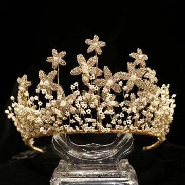 Sjarmerende Gull Brudesmykker 2020 Legering Rhinestone Blomst Beading Tiara Øredobber Bryllup Tilbehør