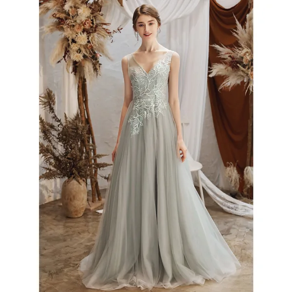 Élégant Gris Transparentes Robe De Soirée 2020 Princesse V-Cou Sans Manches Appliques En Dentelle Perlage Longue Volants Dos Nu Robe De Ceremonie
