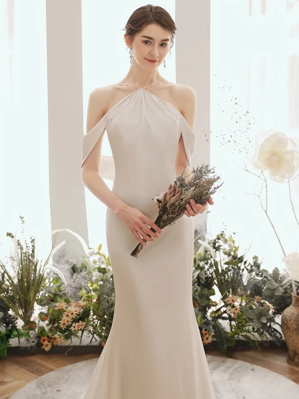 Elegant Ivory Evening Dresses  2020 Trumpet / Mermaid Pearl Halter Short Sleeve Sweep Train Ruffle Backless Formal Dresses