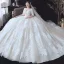 Chic / Belle Champagne Grande Taille Robe De Mariée 2020 Robe Boule V-Cou 1/2 Manches Dos Nu Appliques En Dentelle Perlage Cathedral Train Volants