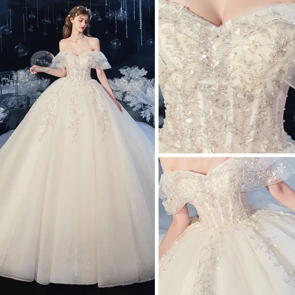 Chic / Belle Champagne La Mariée Robe De Mariée 2020 Robe Boule De l'épaule Manches Courtes Sans Manches Dos Nu Appliques En Dentelle Perlage Paillettes Glitter Tulle Cathedral Train Volants