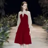 Modest / Simple Burgundy See-through Homecoming Graduation Dresses 2020 A-Line / Princess Scoop Neck Puffy 3/4 Sleeve Knee-Length Ruffle Backless Formal Dresses