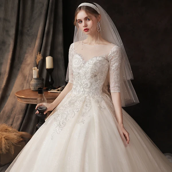 Chic / Belle Champagne Transparentes La Mariée Robe De Mariée 2020 Robe Boule Encolure Dégagée 1/2 Manches Dos Nu Appliques Paillettes Perlage Chapel Train Volants