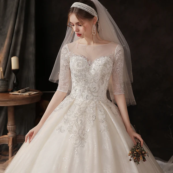Chic / Belle Champagne Transparentes La Mariée Robe De Mariée 2020 Robe Boule Encolure Dégagée 1/2 Manches Dos Nu Appliques Paillettes Perlage Chapel Train Volants