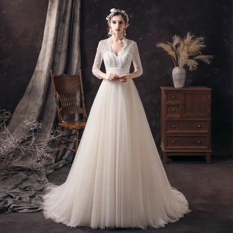 Abordable Champagne Dentelle La Mariée Robe De Mariée 2020 Princesse V Cou 3 4 Manches Dos Nu Perlage Perle Train De Balayage Volants