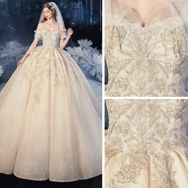 Chic / Belle Champagne La Mariée Robe De Mariée 2020 Robe Boule De l'épaule Manches Courtes Dos Nu Appliques En Dentelle Perlage Gland Cathedral Train Volants