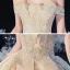 Chic / Belle Champagne La Mariée Robe De Mariée 2020 Robe Boule De l'épaule Manches Courtes Dos Nu Appliques En Dentelle Perlage Perle Paillettes Cathedral Train