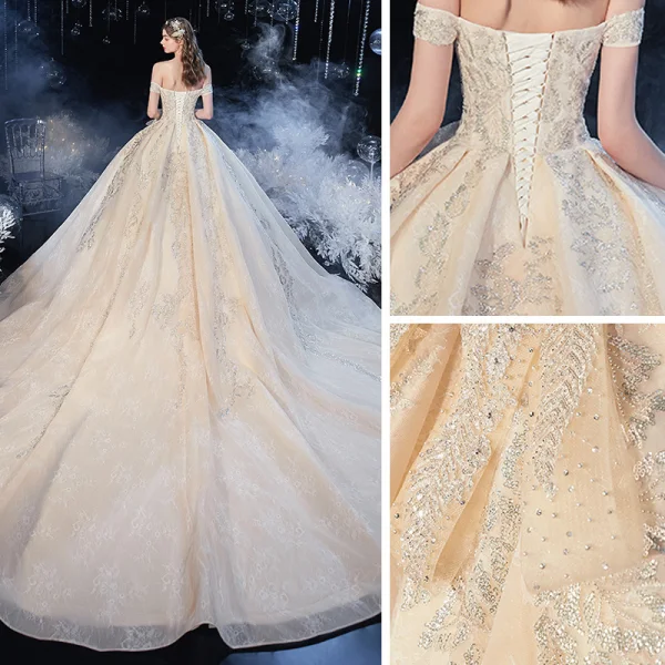 Chic / Belle Champagne La Mariée Robe De Mariée 2020 Robe Boule De l'épaule Manches Courtes Dos Nu Appliques En Dentelle Perlage Perle Paillettes Cathedral Train