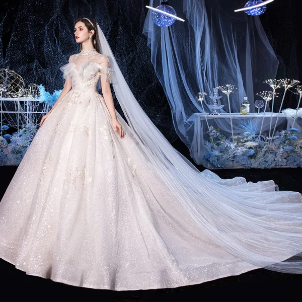 Vintage / Retro Ivory Bridal Wedding Dresses 2020 Ball Gown High Neck Short Sleeve Backless Appliques Lace Beading Glitter Tulle Cathedral Train Ruffle