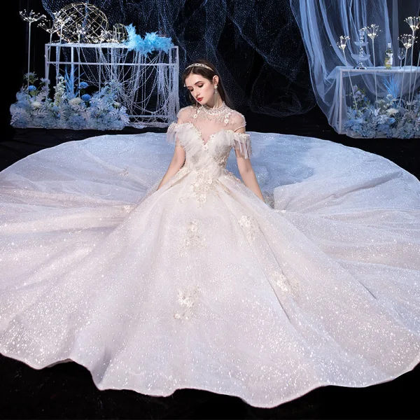 Vintage / Retro Ivory Bridal Wedding Dresses 2020 Ball Gown High Neck Short Sleeve Backless Appliques Lace Beading Glitter Tulle Cathedral Train Ruffle