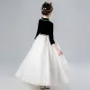 Vintage / Retro Black White Flower Girl Dresses 2020 A-Line / Princess High Neck 3/4 Sleeve Appliques Lace Rhinestone Sash Floor-Length / Long Ruffle
