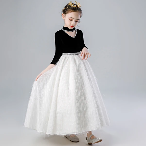 Vintage / Retro Black White Flower Girl Dresses 2020 A-Line / Princess High Neck 3/4 Sleeve Appliques Lace Rhinestone Sash Floor-Length / Long Ruffle