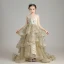 Glitzernden Gold Geburtstag Blumenmädchenkleider 2020 Ballkleid Durchsichtige Rundhalsausschnitt 1/2 Ärmel Applikationen Pailletten Sweep / Pinsel Zug Fallende Rüsche