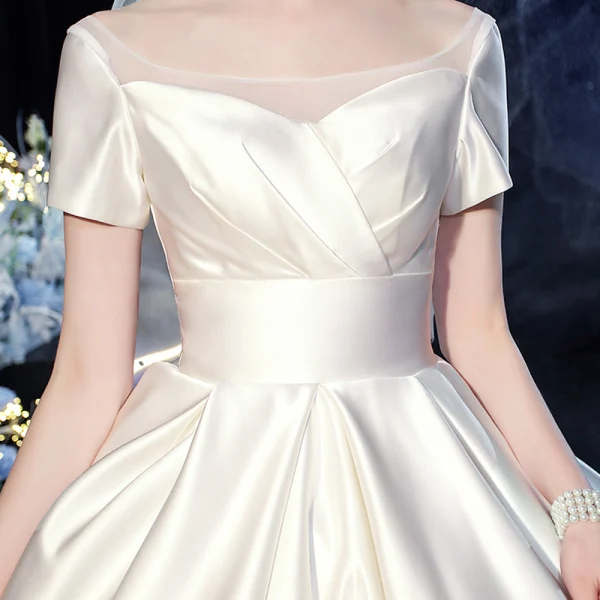 Modest / Simple Ivory Satin Bridal Wedding Dresses 2020 Ball Gown Square Neckline Short Sleeve Backless Cathedral Train Ruffle