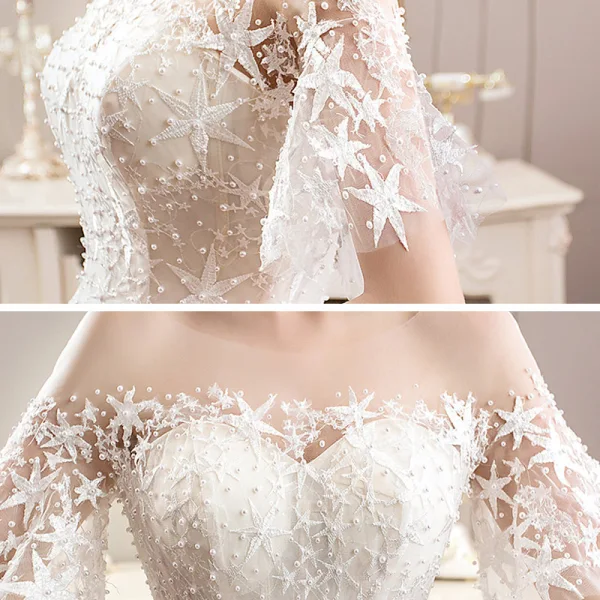 Romantique Champagne Transparentes La Mariée Robe De Mariée 2020 Princesse Encolure Dégagée Manches de cloche Dos Nu Étoile Appliques En Dentelle Perlage Perle Cathedral Train