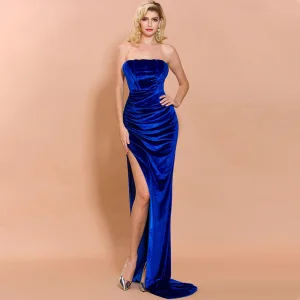 Sexy Kongeblå Velour Selskapskjoler 2020 Trompet Havfrue Strapless Uten Ermer Fendue Devant Feie Tog Ryggløse Formelle Kjoler
