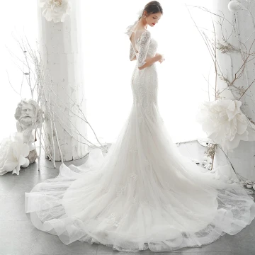 Eleganta Elfenben Genomskinliga Brud Bröllopsklänningar 2020 Trumpet Sjöjungfru Urringning 1 2 Ärm Halterneck Appliqués Spets Beading Domstol Tåg Ruffle