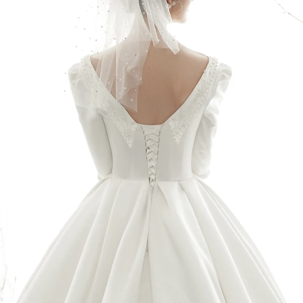Vintage / Retro Ivory Satin Bridal Wedding Dresses 2020 Ball Gown Square Neckline 3/4 Sleeve Backless Beading Pearl Chapel Train Ruffle